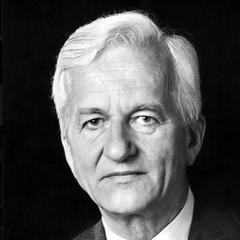 Richard von Weizsaecker quotes