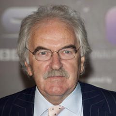 Des Lynam quotes