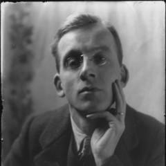 Wilfrid Wilson Gibson quotes