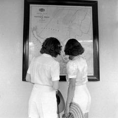 Norman Hartnell quotes