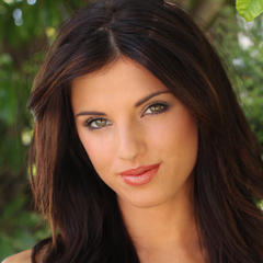 Rachele Brooke Smith quotes