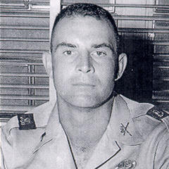 Charles Alvin Beckwith quotes