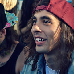 Vic Fuentes quotes