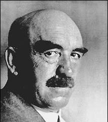 Alister MacKenzie quotes