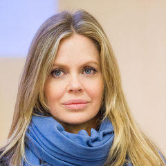 Kristin Bauer van Straten quotes